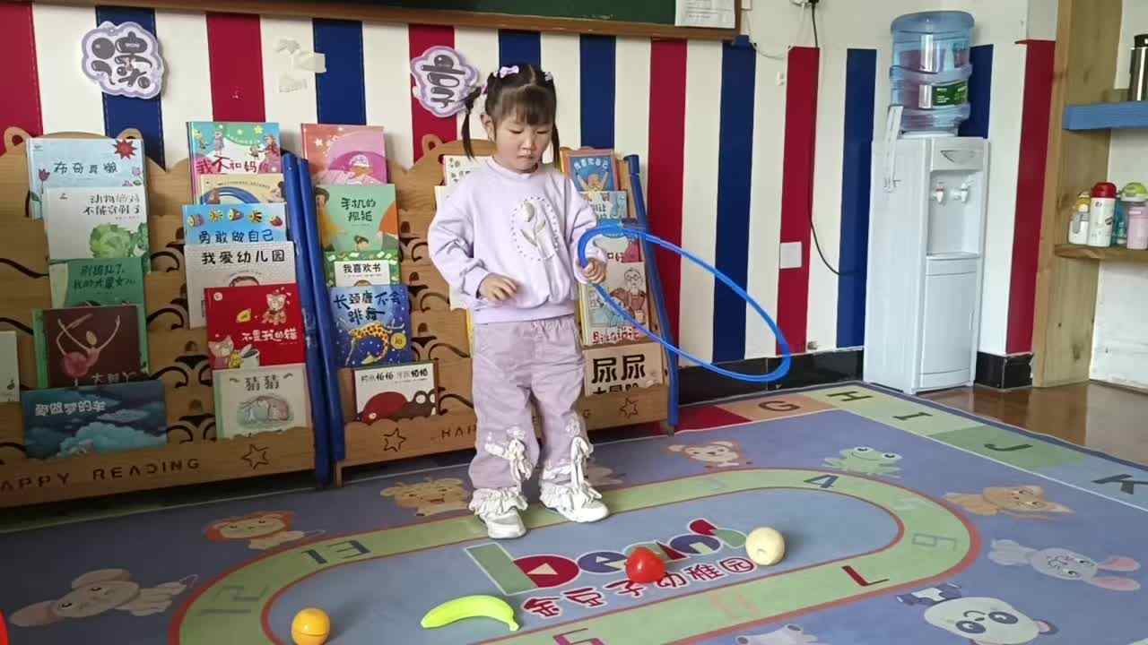 主题：唐紫淇《英语活动》（学校教育教学活动）