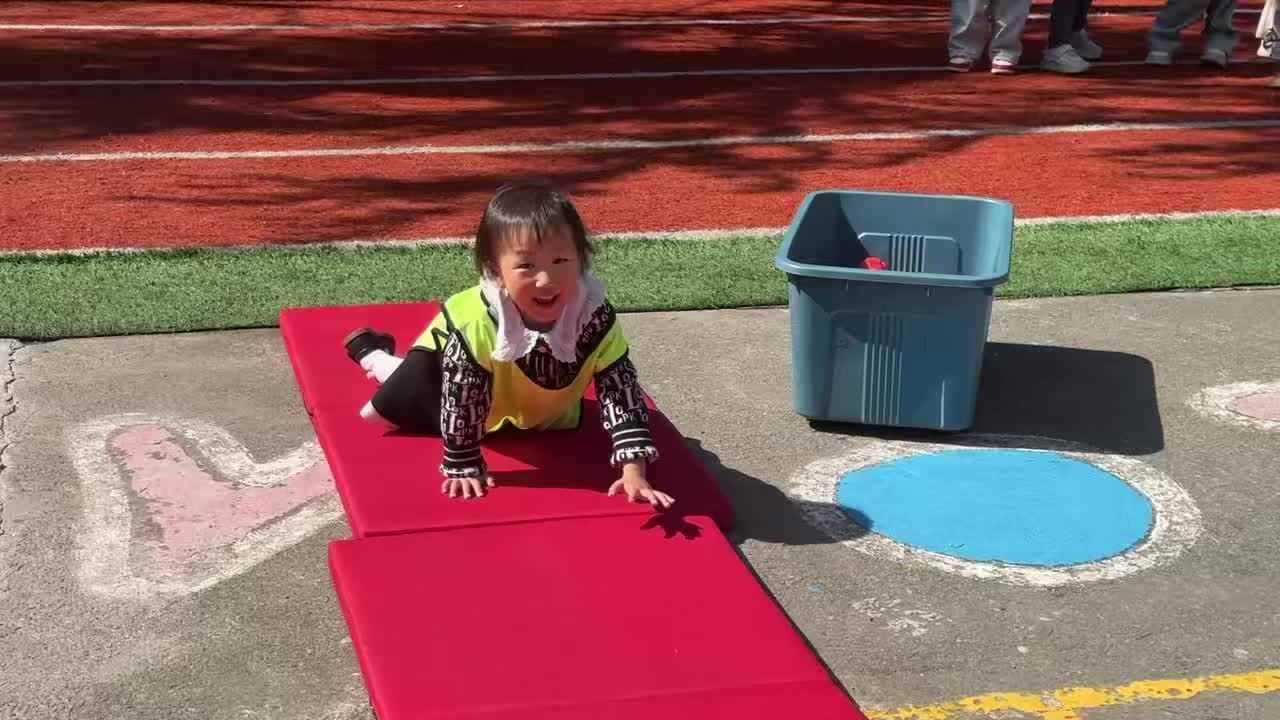 2026.4.30实验小班11号陈舒梦—快乐体智能