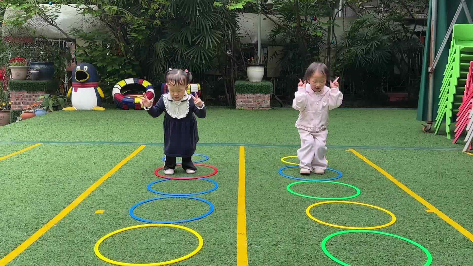 2026.4.8实验小班4号王艺霖—体能活动