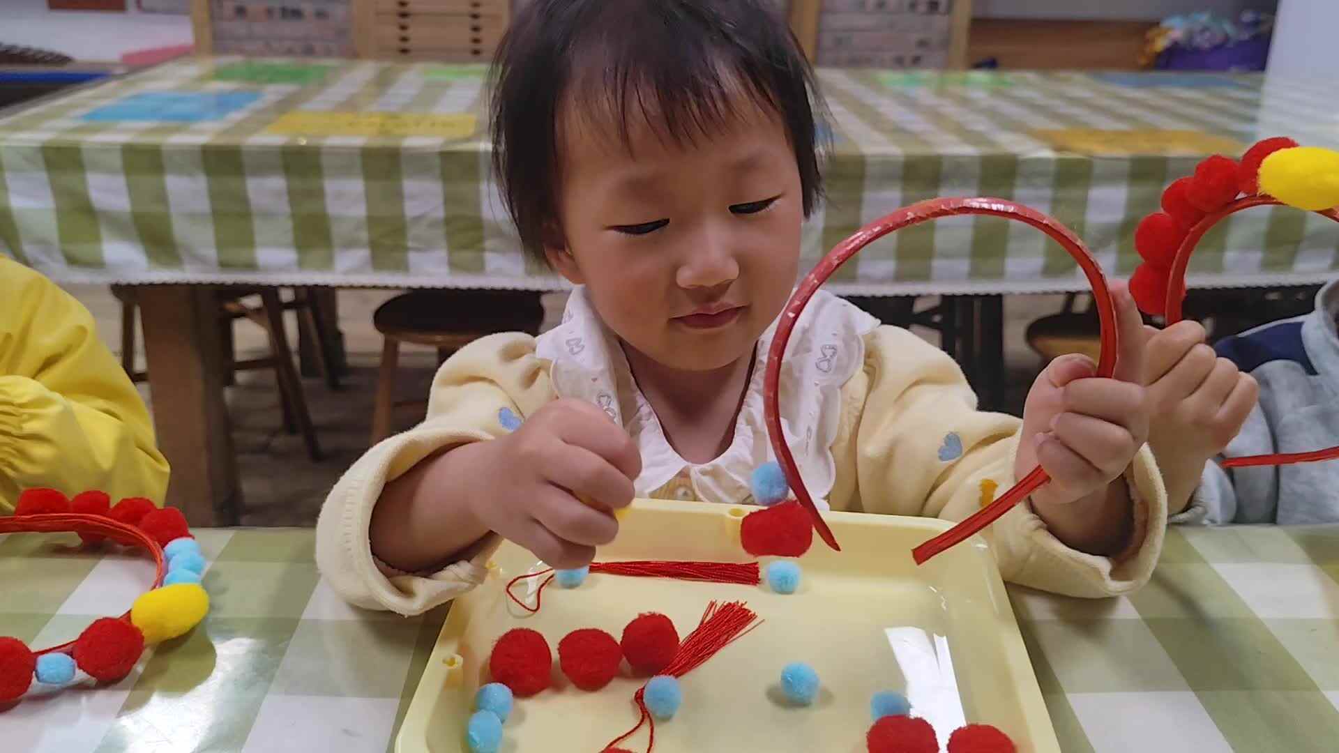 2026.4.29实验小班11号陈舒梦—美工戏曲发箍