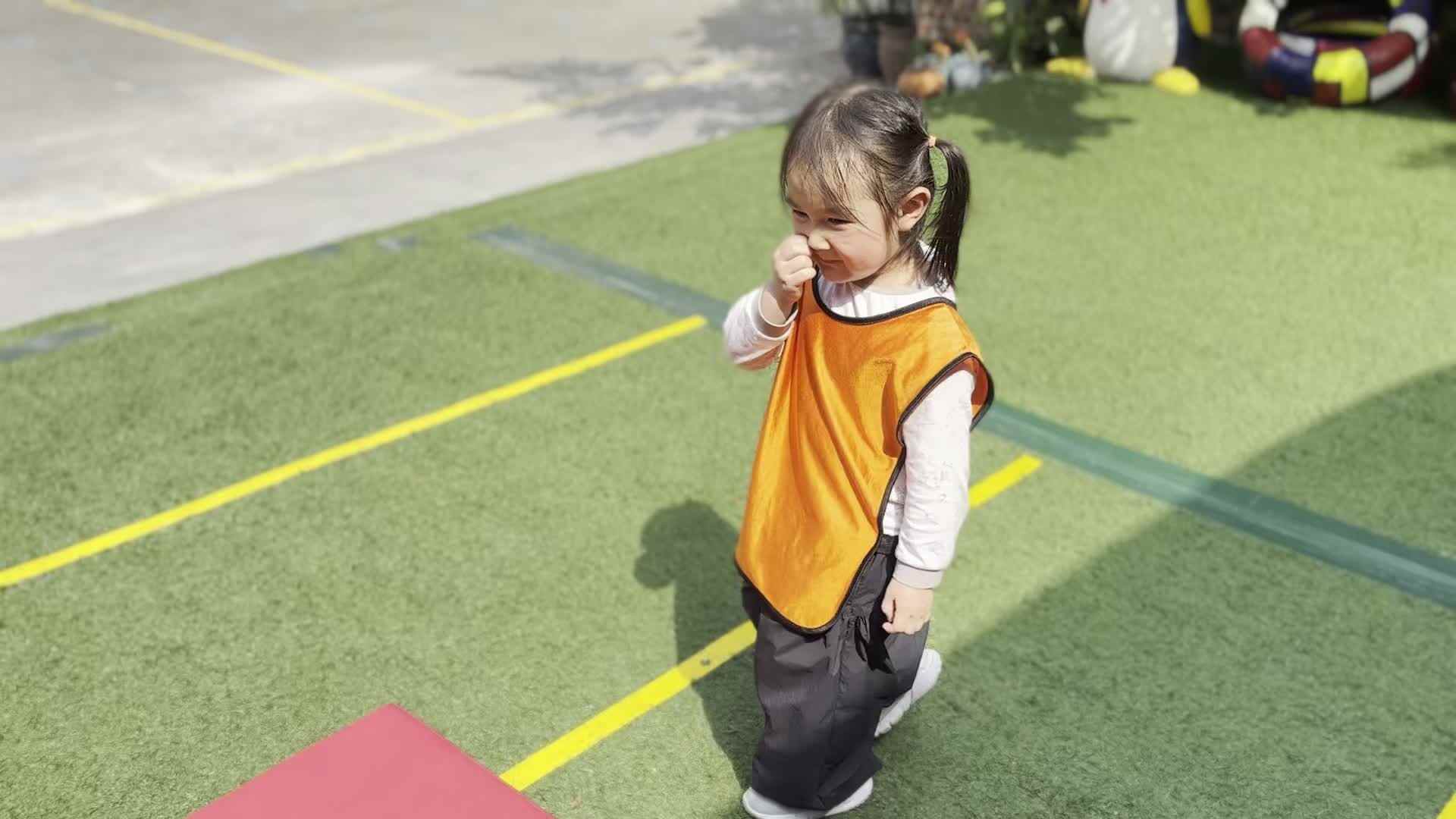 2026.4.9  实验中班  杨珺尧《体智能》.mp4