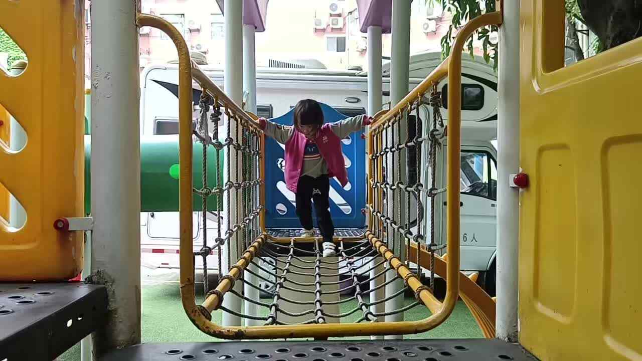 20260415傅屹彤主题：《平衡锻炼》（学校教育教学活动）.mp4