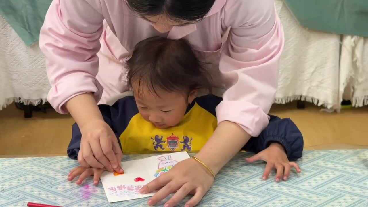 2026.5.9实验小班11号陈舒梦——母亲节快乐