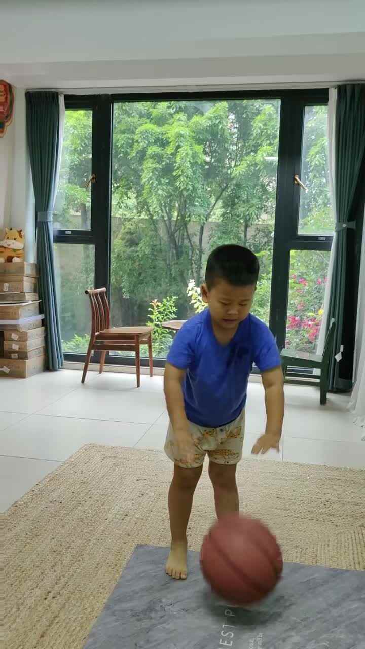 20260525拍球