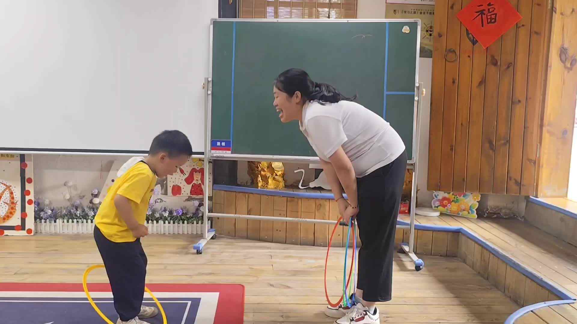 2026.5.12实验小班3号谢缙宇桐—英语活动