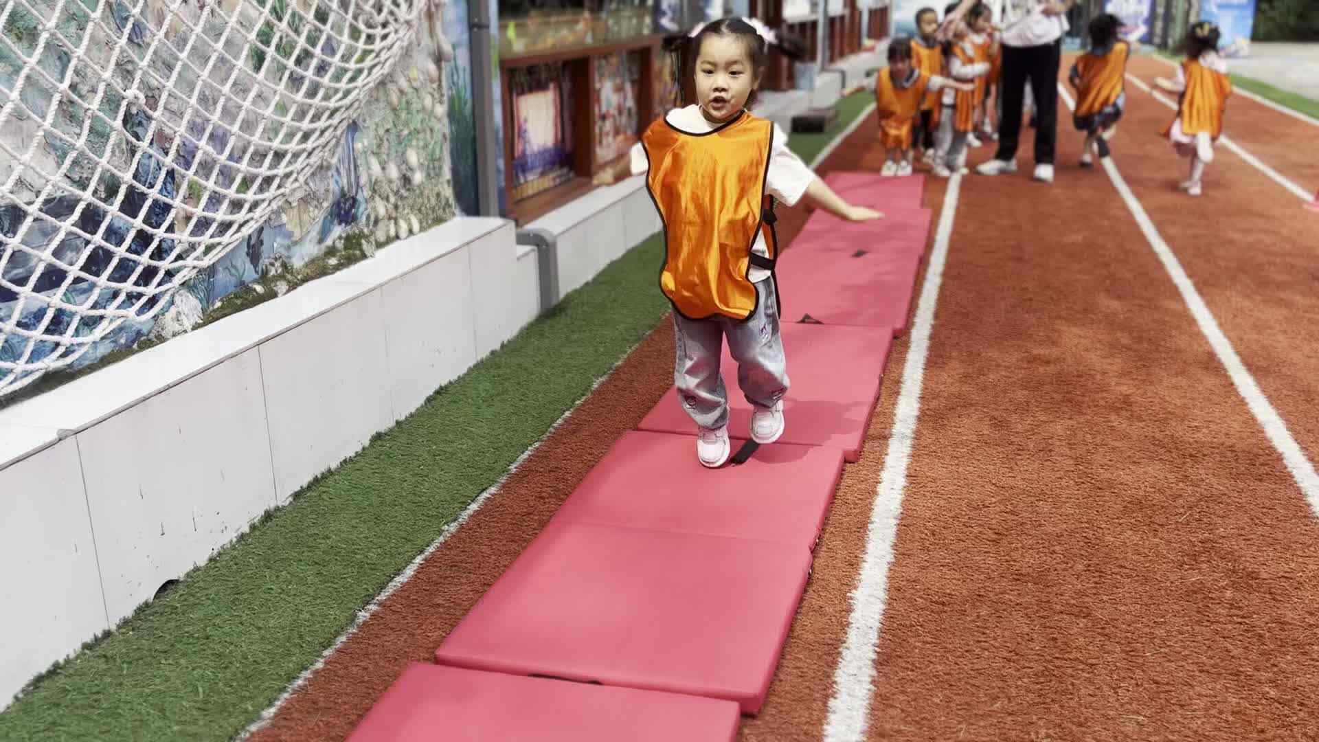 2026.5.14 实验中班 谢屿洛 《欢乐体智能》.mp4