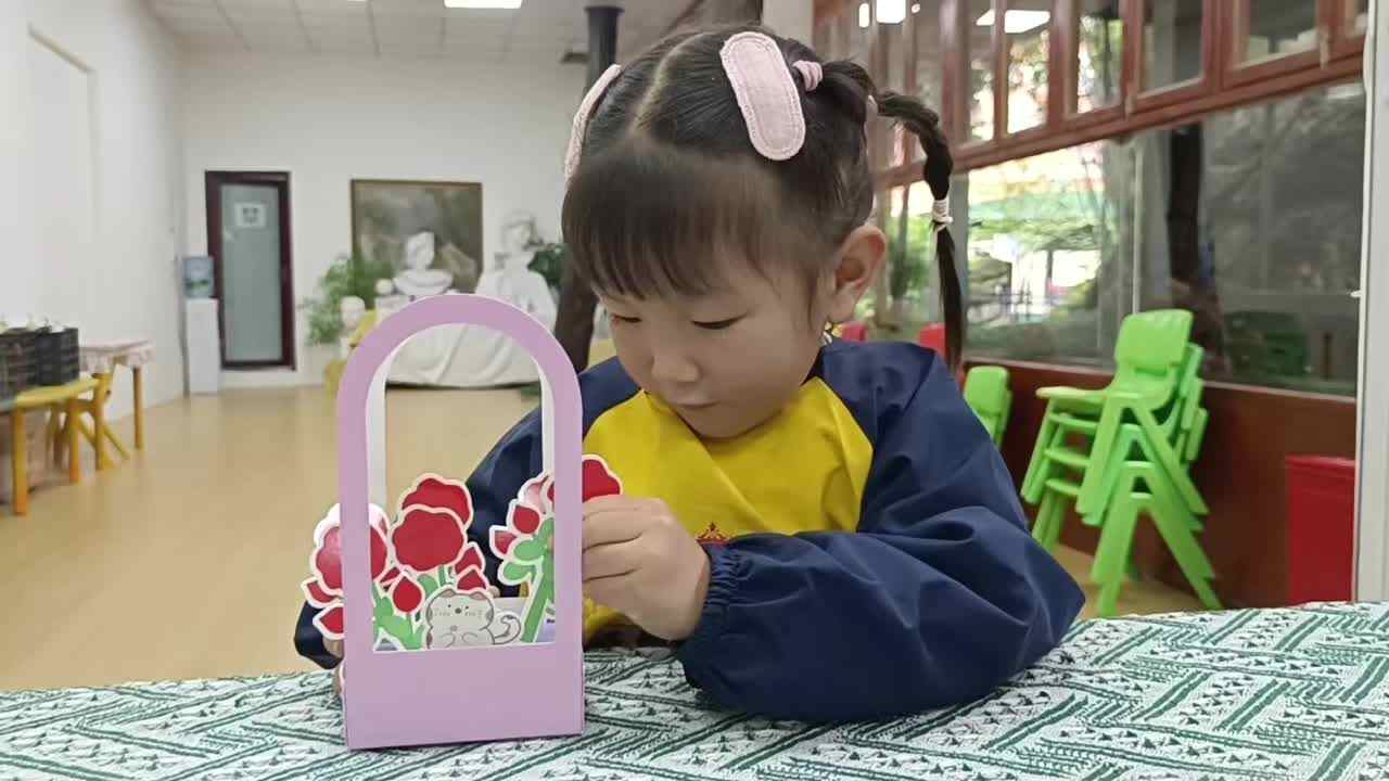 唐紫淇主题：母亲节礼物（学校教育教学活动）