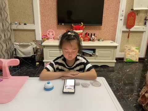 79976000041__4C121041-9BE4-41D4-91BE-AFA7167EA182.MOV