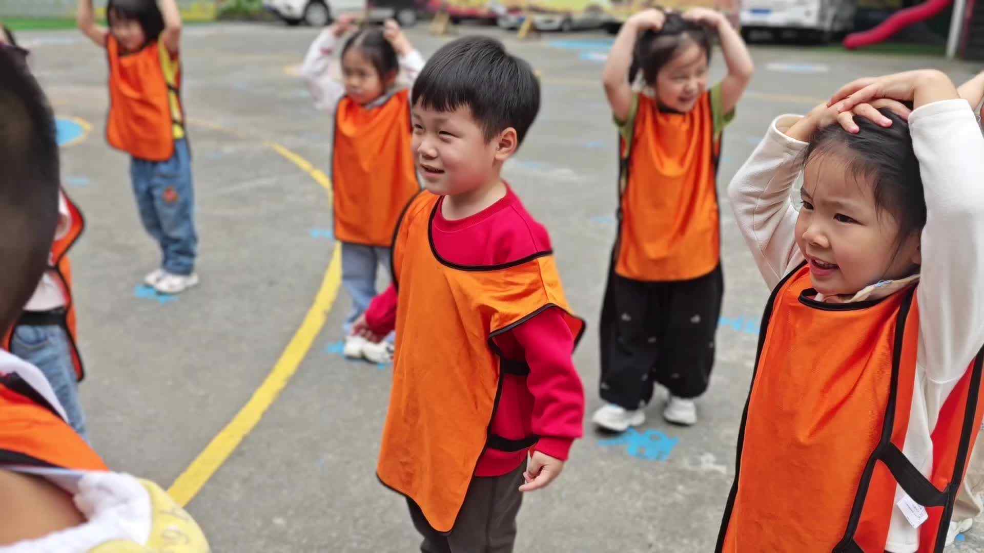 2026.5.7   实验中班 刘雍洛《篮球》.mp4