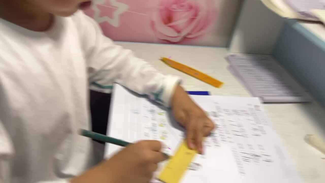 ⁣5.16 学b 田熙辰（完成语言作业单） trim.ADAF77DA-1896-4F1D-BA1C-7843C4C339CF.MOV