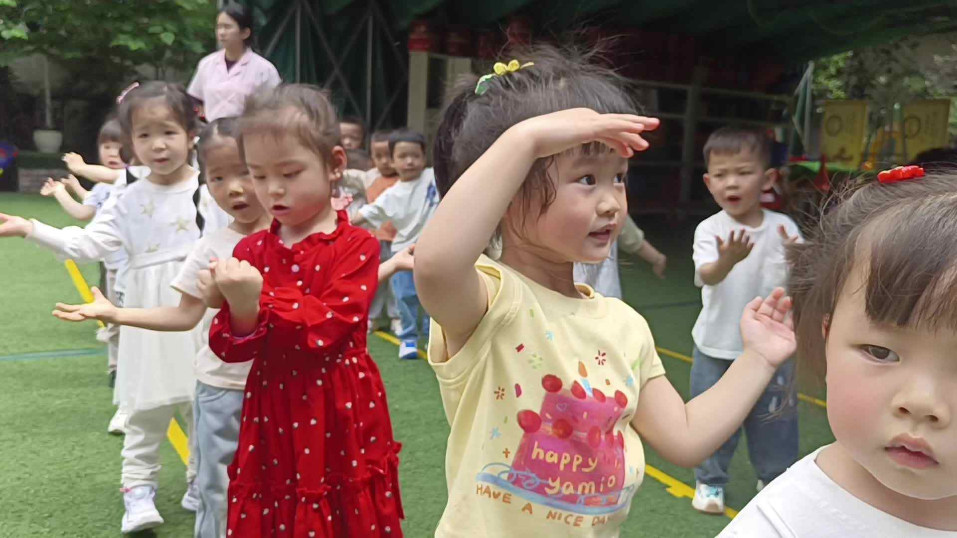 2026.5.6马炘玥主题：早操活动（学校教育教学活动）
