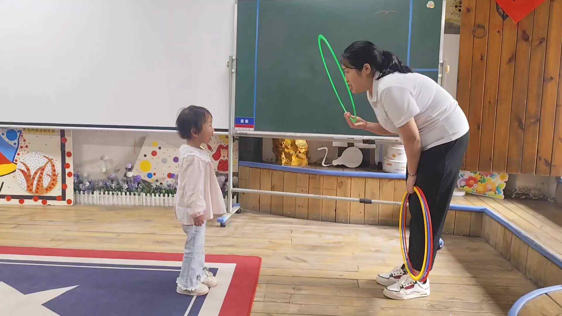 2026.5.12实验小班11陈舒梦—英语活动