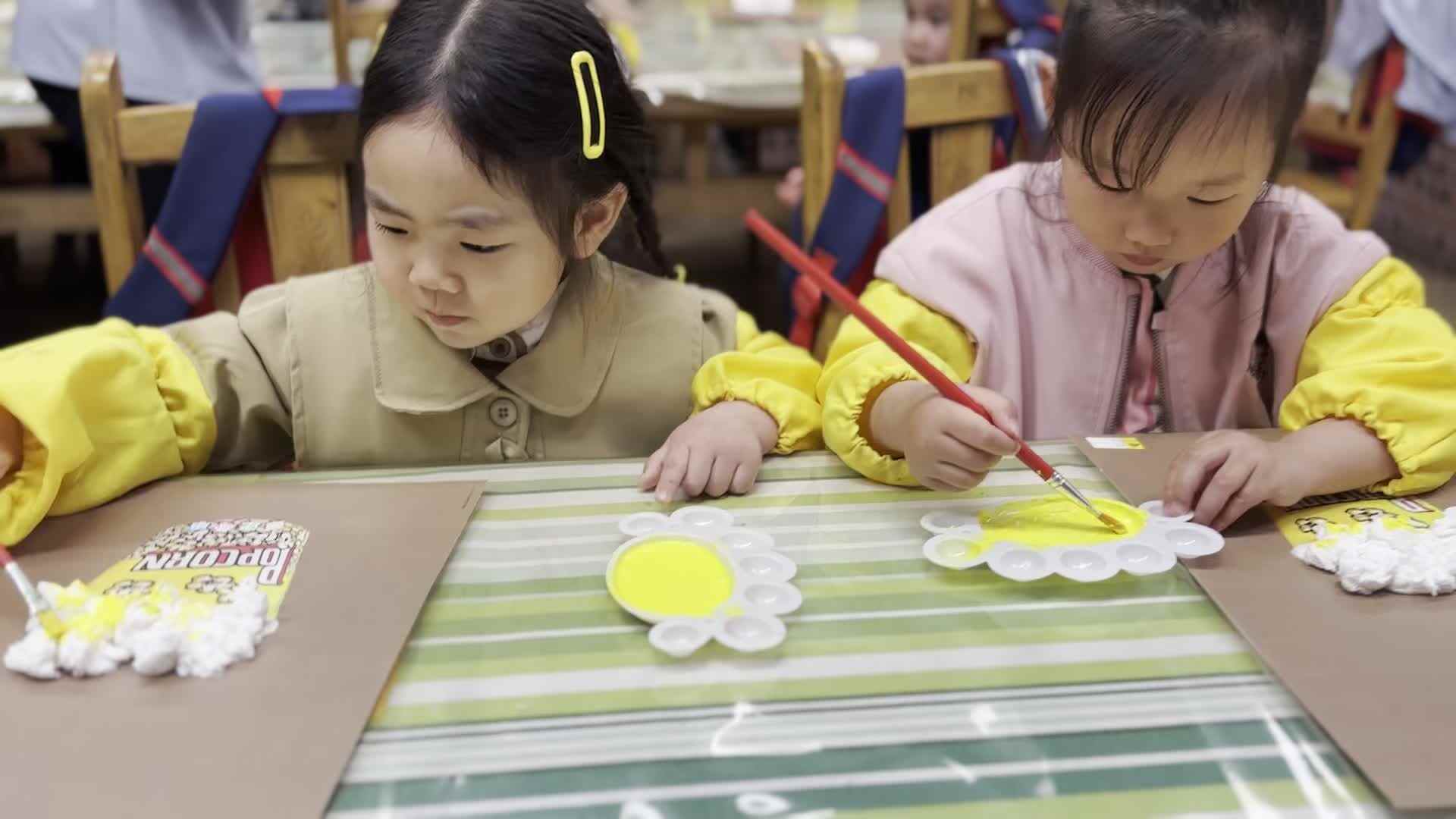 2026.5.8   实验中班 张笑笑《香喷喷的爆米花》.mp4