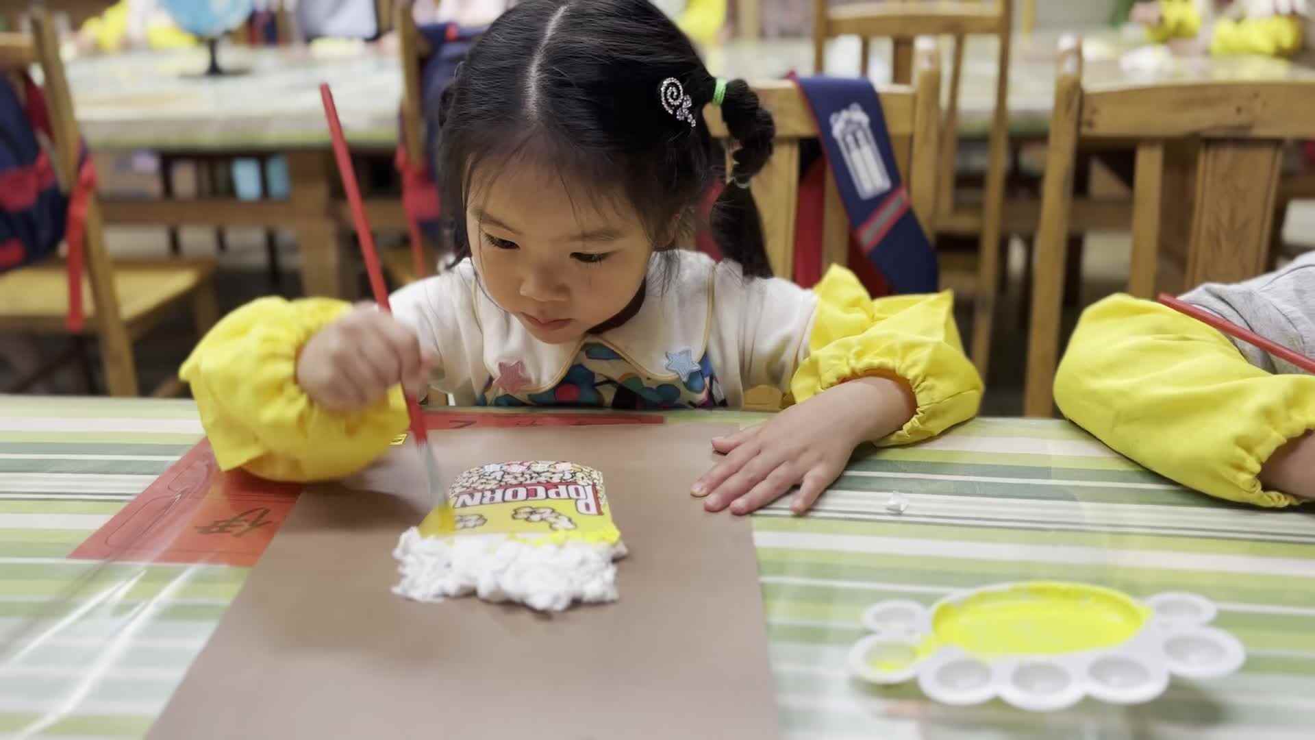 2026.5.8   实验中班 陈祉伊《香喷喷的爆米花》.mp4