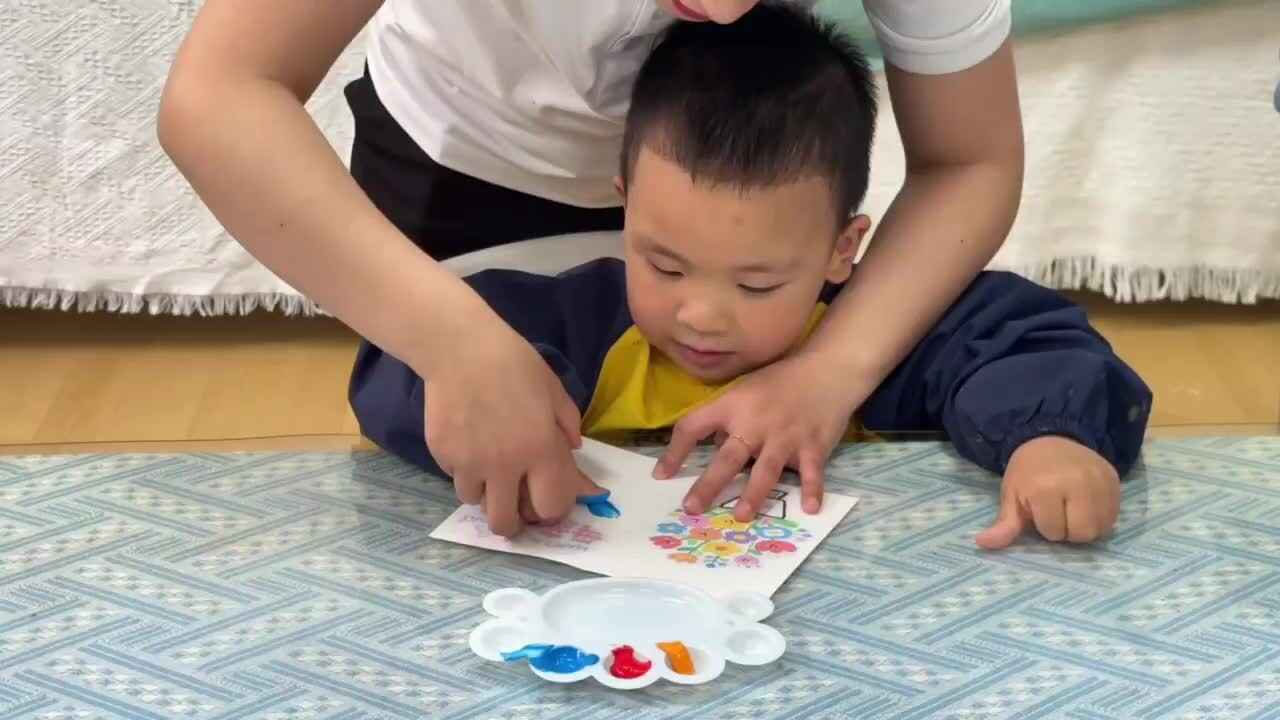 2026.5.9实验小班9号胡舒阳——母亲节快乐