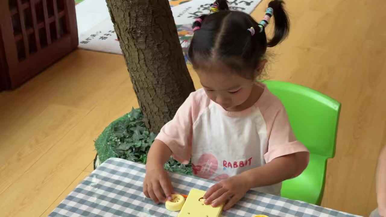 2026.5.13实验小班12号张含章—科学实验