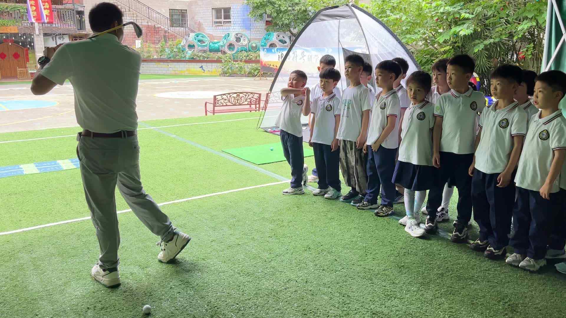 2026.5.19 实验1班 高尔夫球体验课
