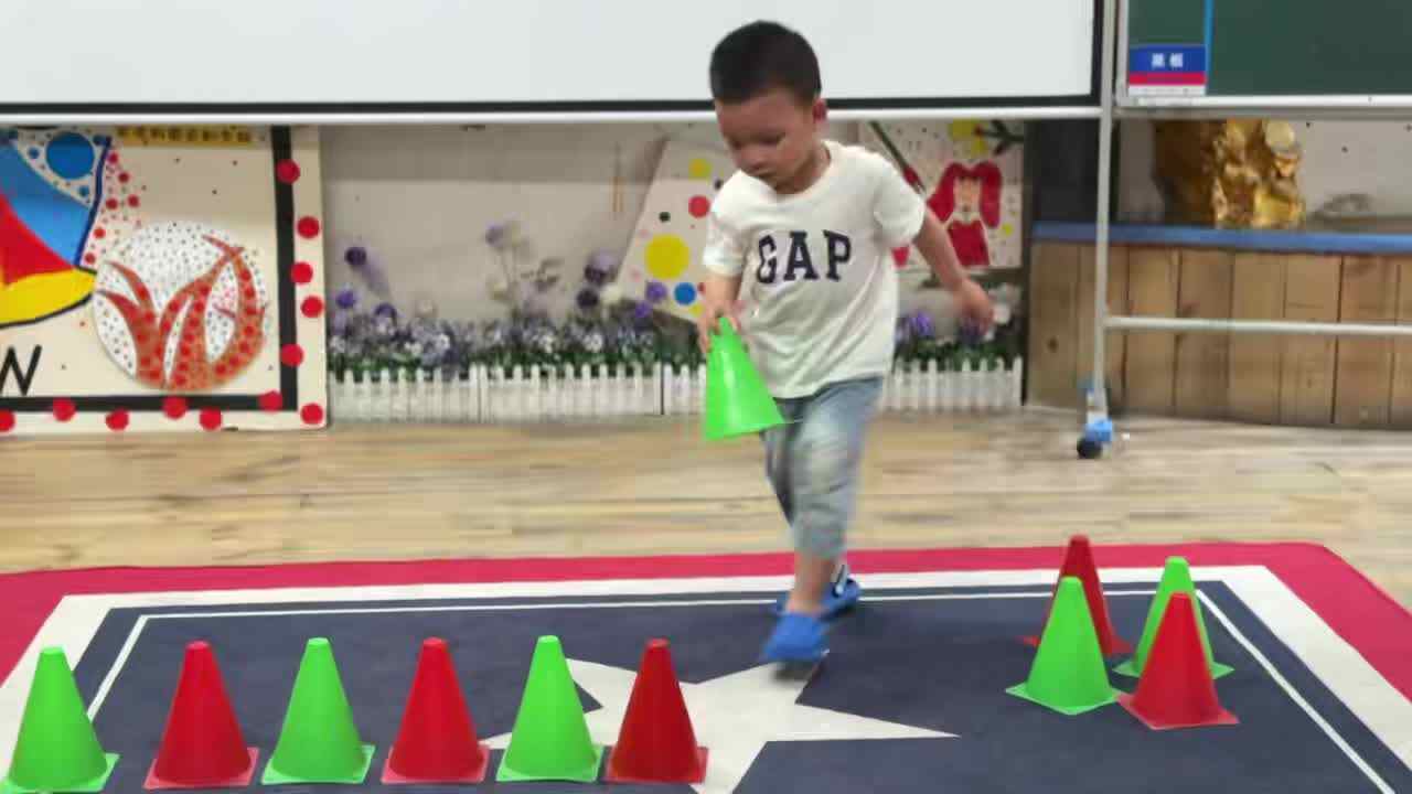 2026.5.6实验小班9号胡舒阳—逻辑思维