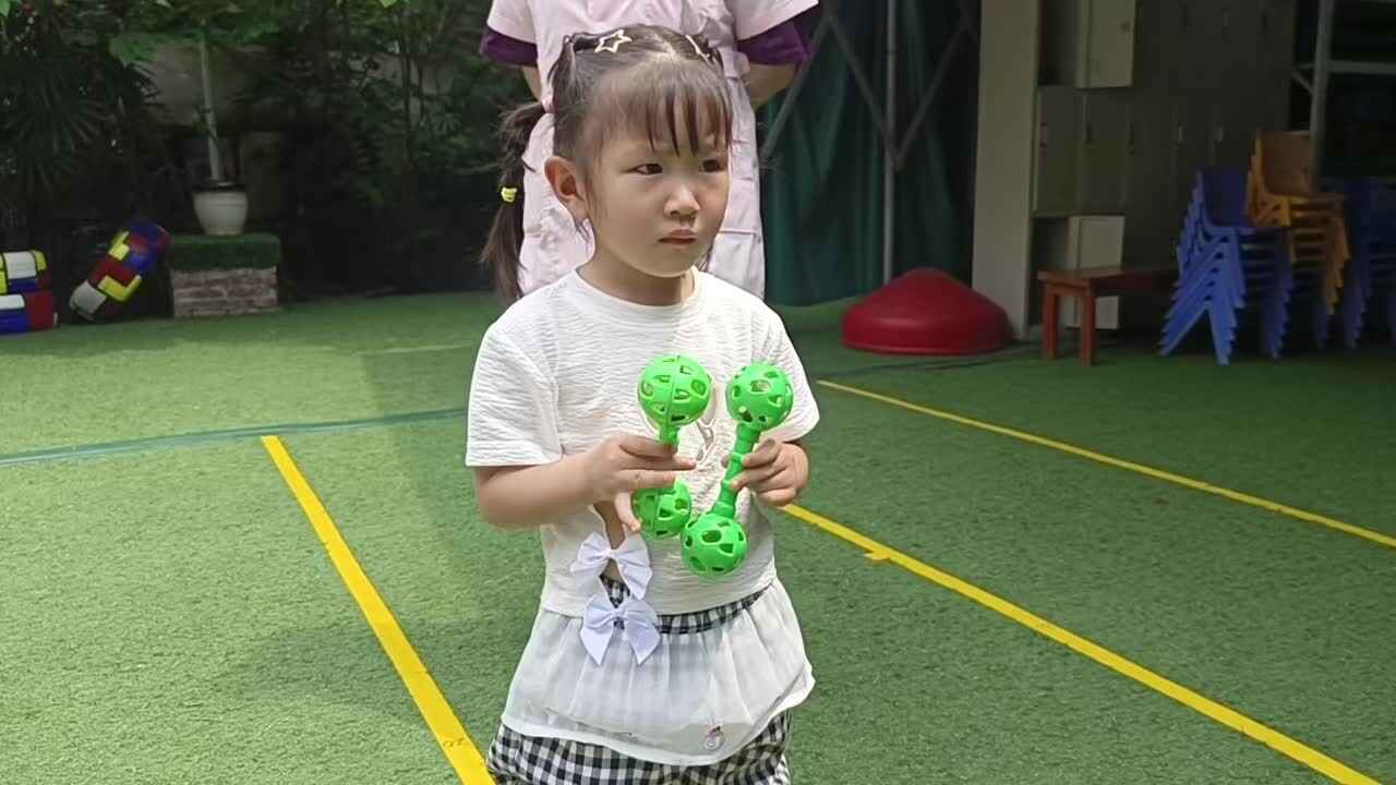 唐紫淇主题：早操活动（学校教育教学活动）