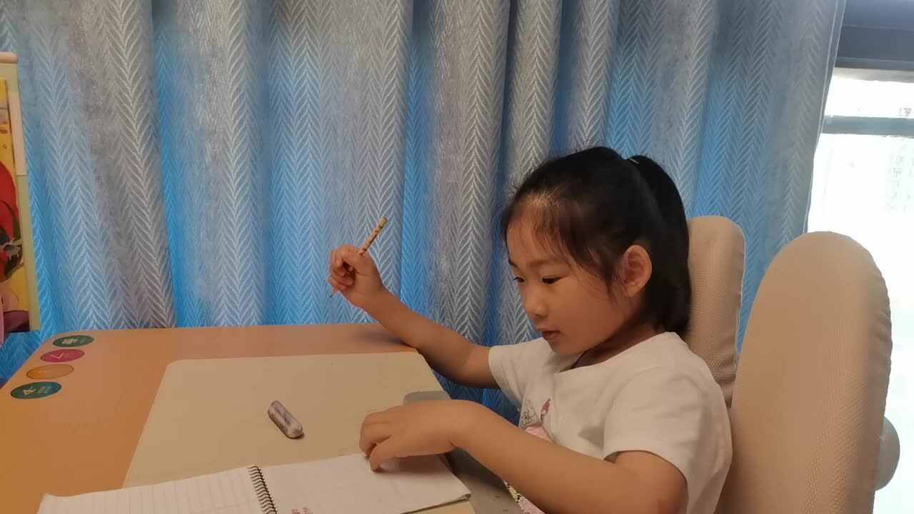 VID_20260519_181450.mp4学前B班宁汐言 听算练习