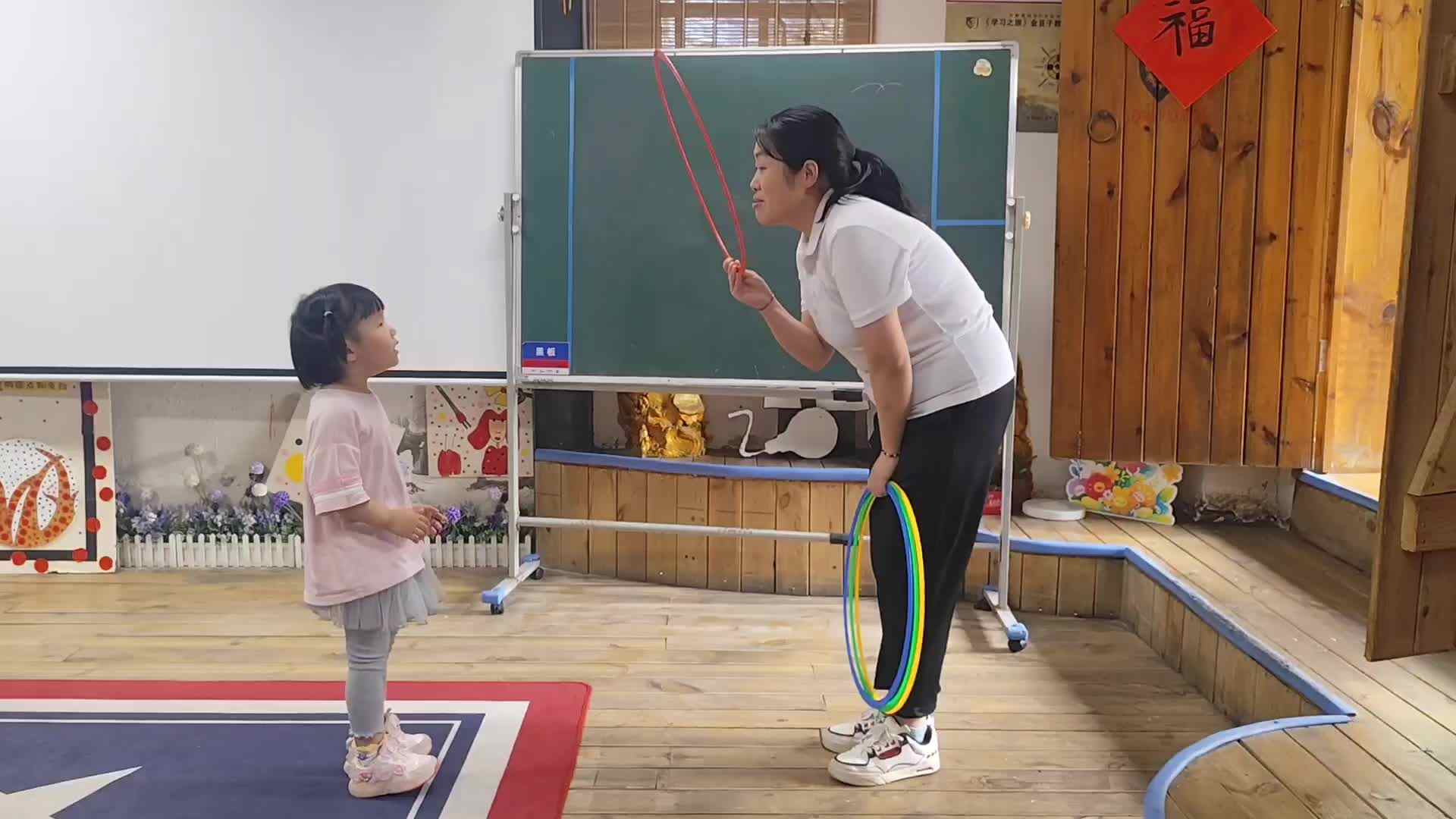 2026.5.12实验小班5号景念安—英语活动