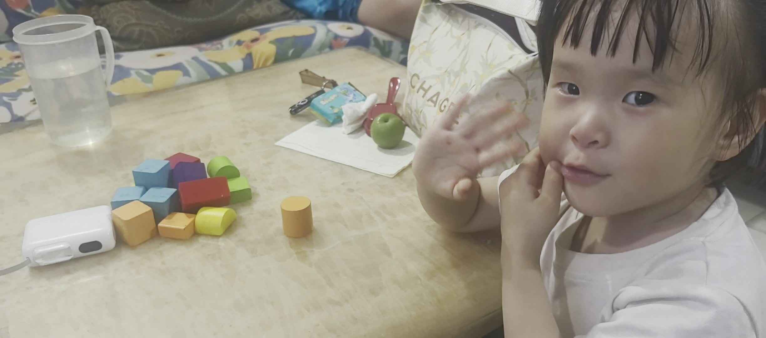 20260623  傅屹彤  颜色分类 家庭闯关游戏5.mp4