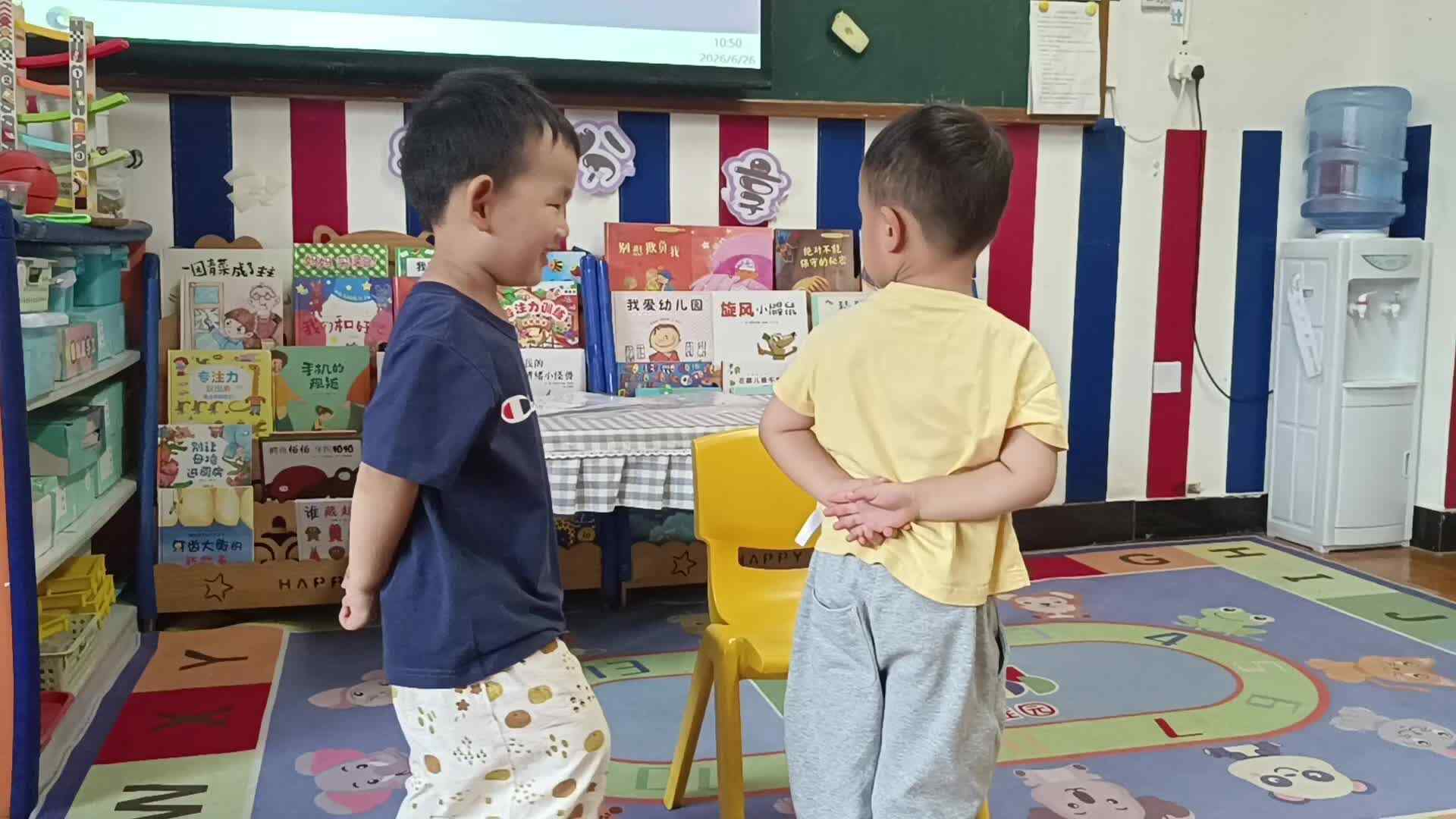 2026年06月26日张禹洋主题：英语活动《chiar》（学校教育教学活动）.mp4