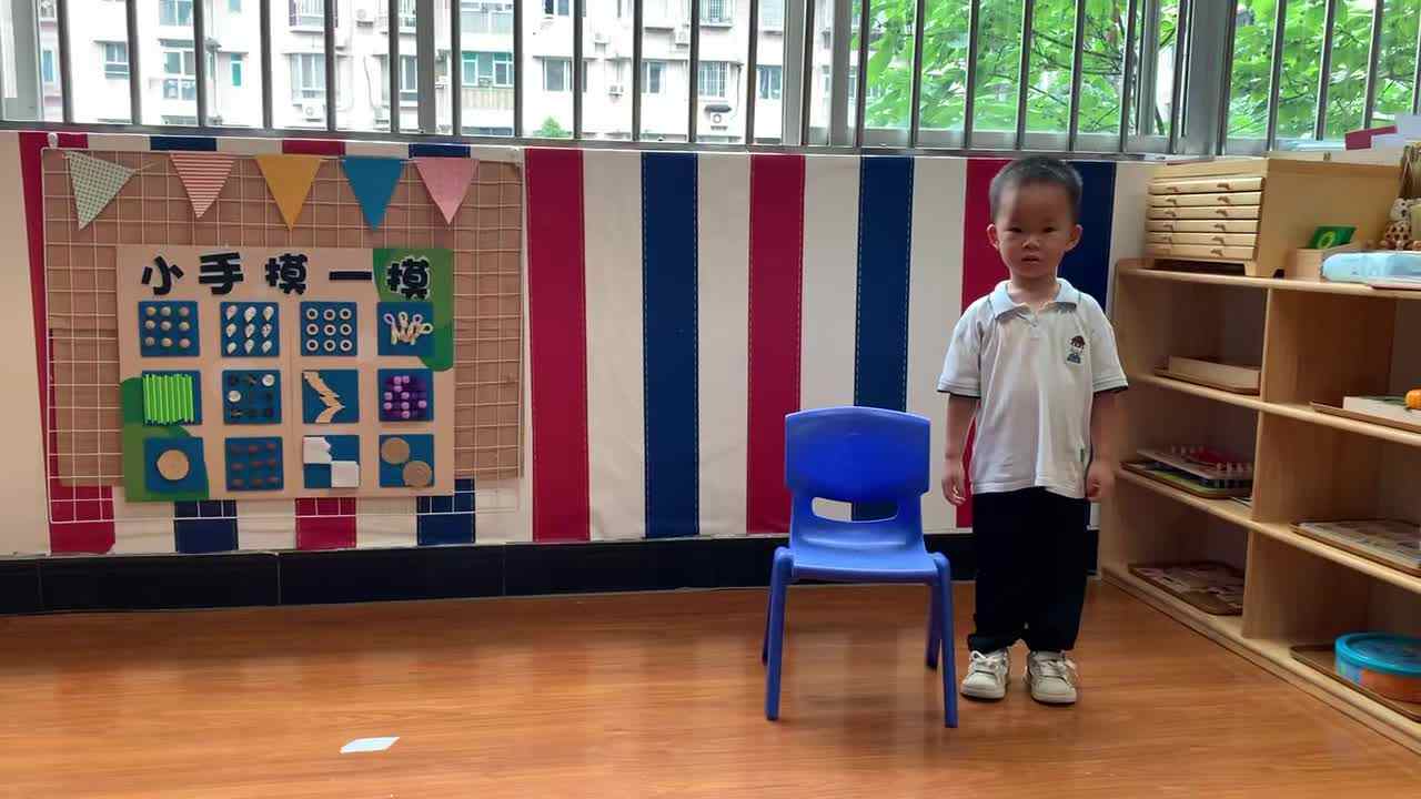 2026年6月3日 -左左-礼仪《坐姿练习》学校教育教学活动