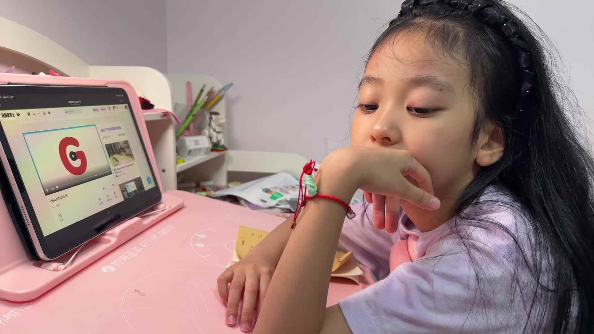 2026级B班20260604吴晨希闯关练习-鲨鱼英语.mp4