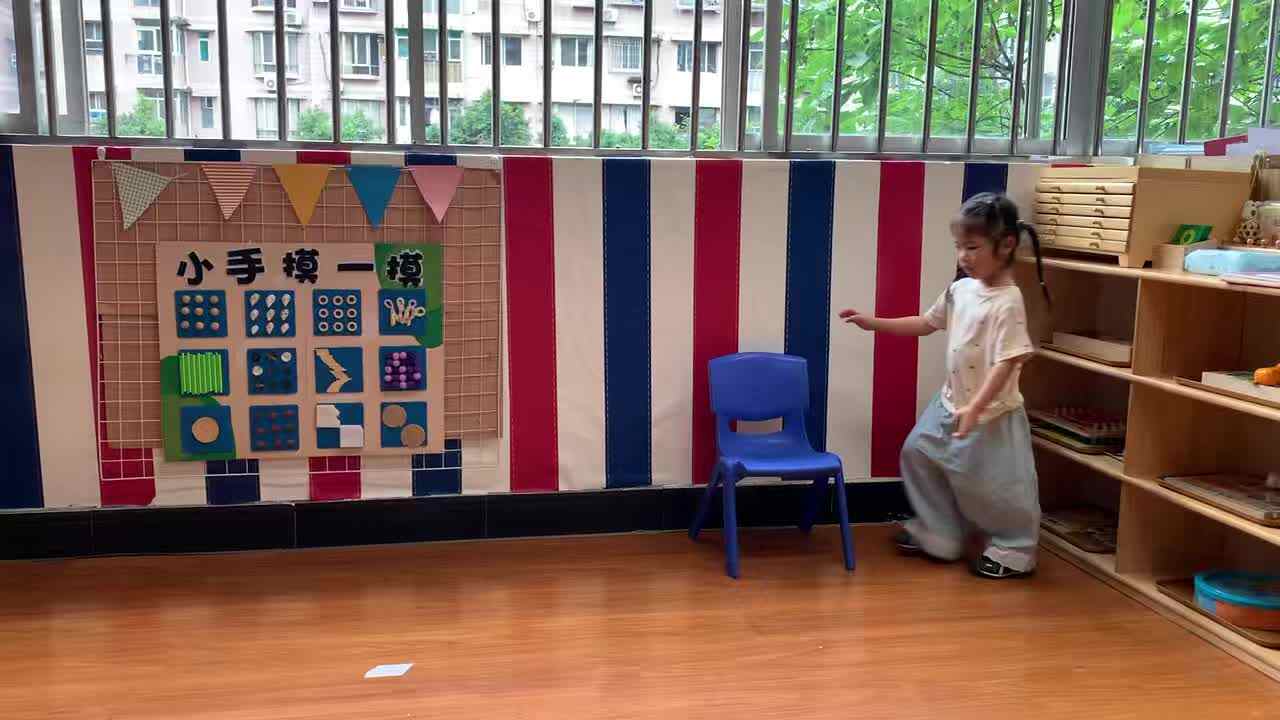 2026年6月3日 谭婼兮礼仪《坐姿练习》学校教育教学活动