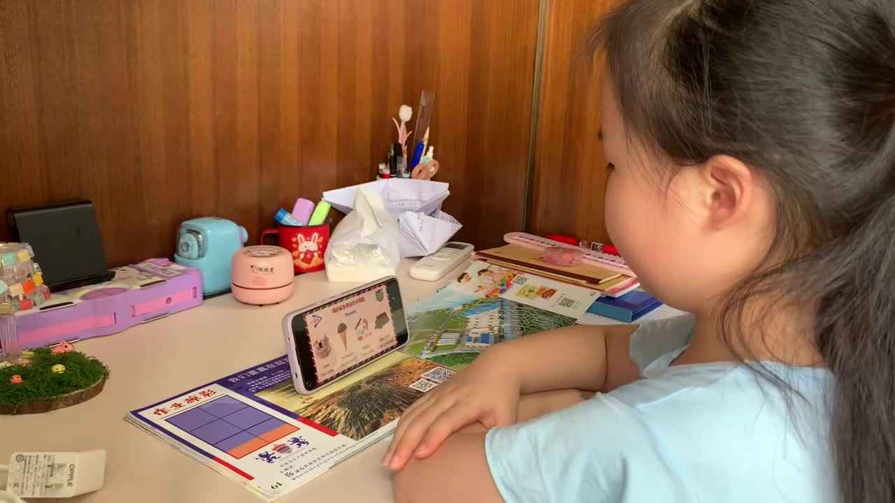 6.26学前A班赵欣奕跟读英语单词