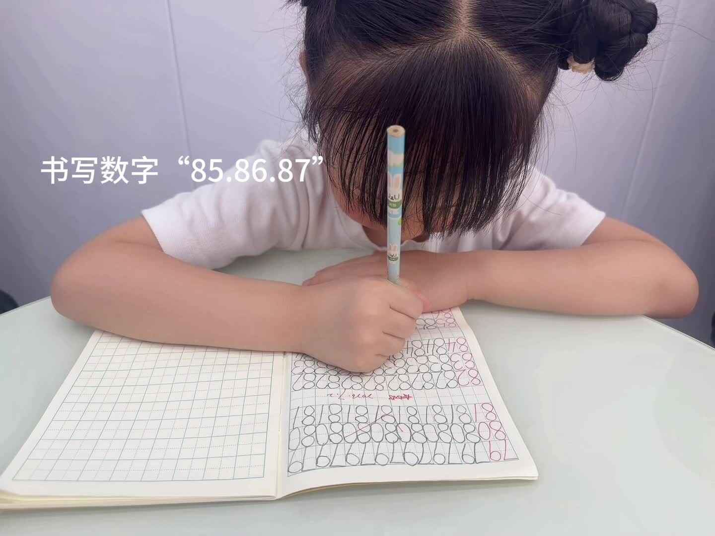 2026年7月8日大A班夏爱林～书写数字“85.86.87”