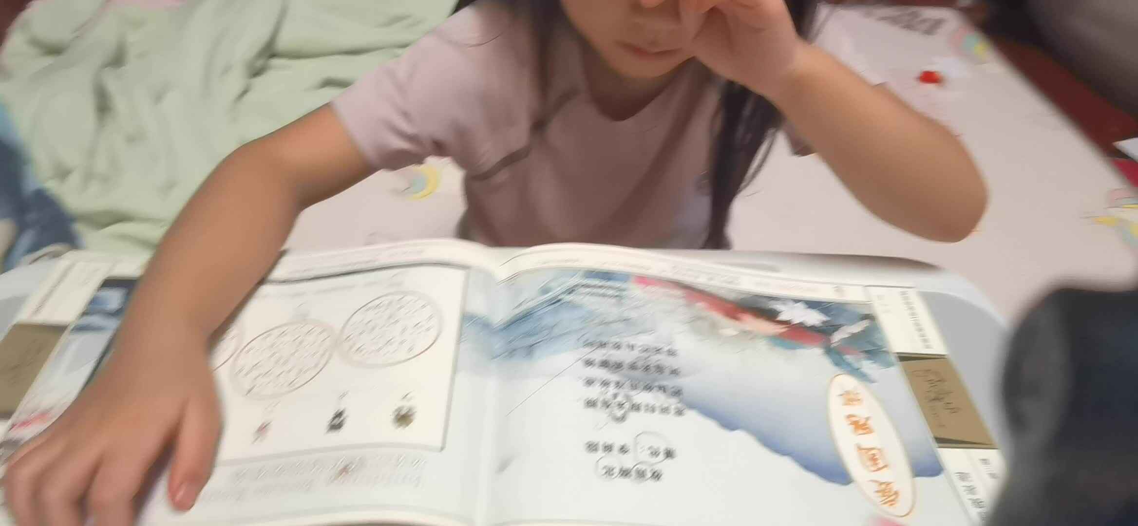 实验大班马司雨背诵古诗