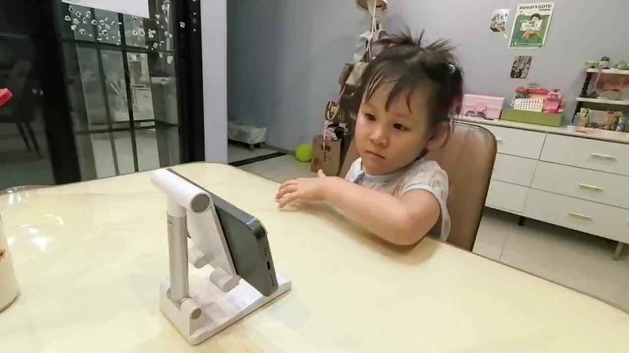 《翻裤子》93034.mov
