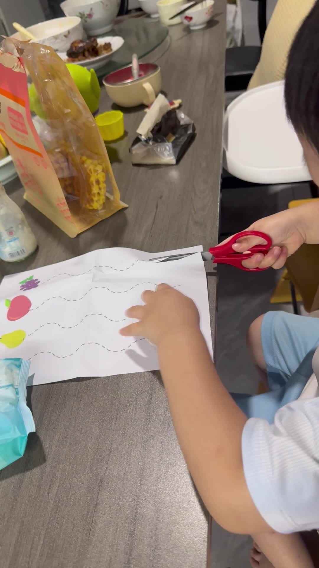 20260707实验中班刘雍洛手工