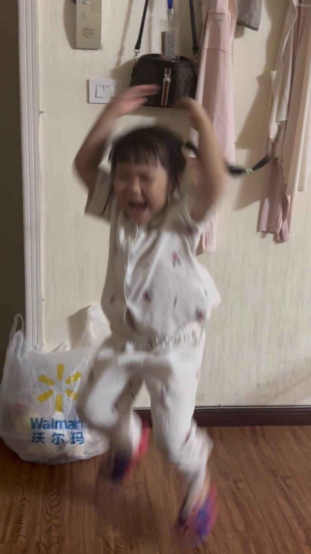 20260904俞承汐开合跳