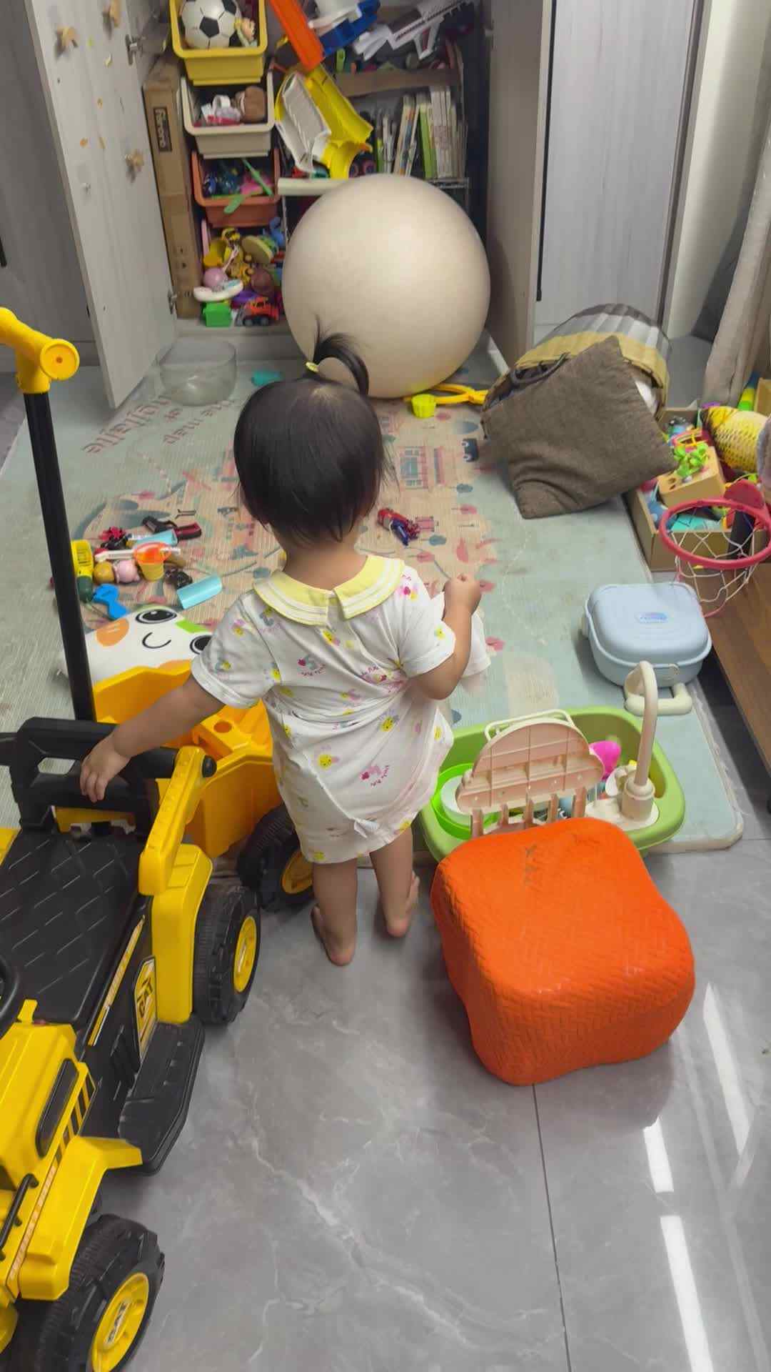 20260903实验小班刘熙沐体能