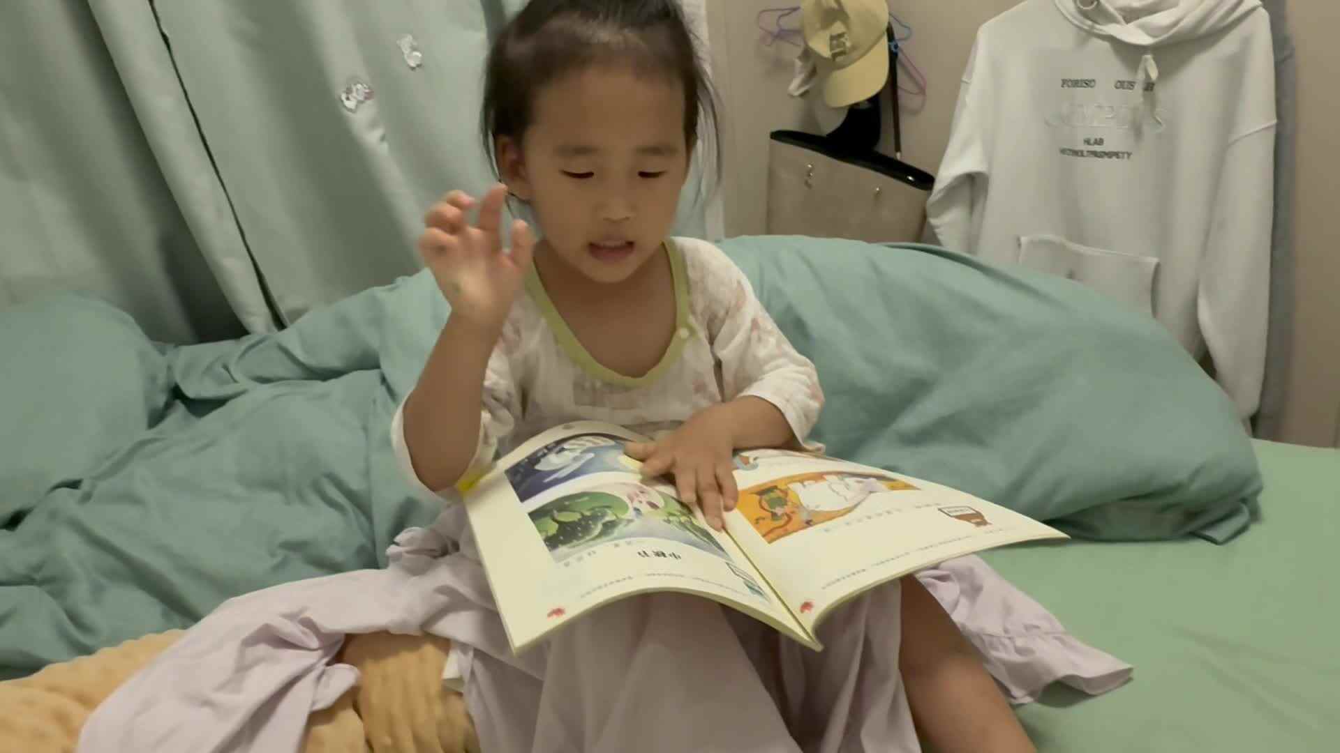 2026-9-27小A班伍楠芯中秋节看图说话