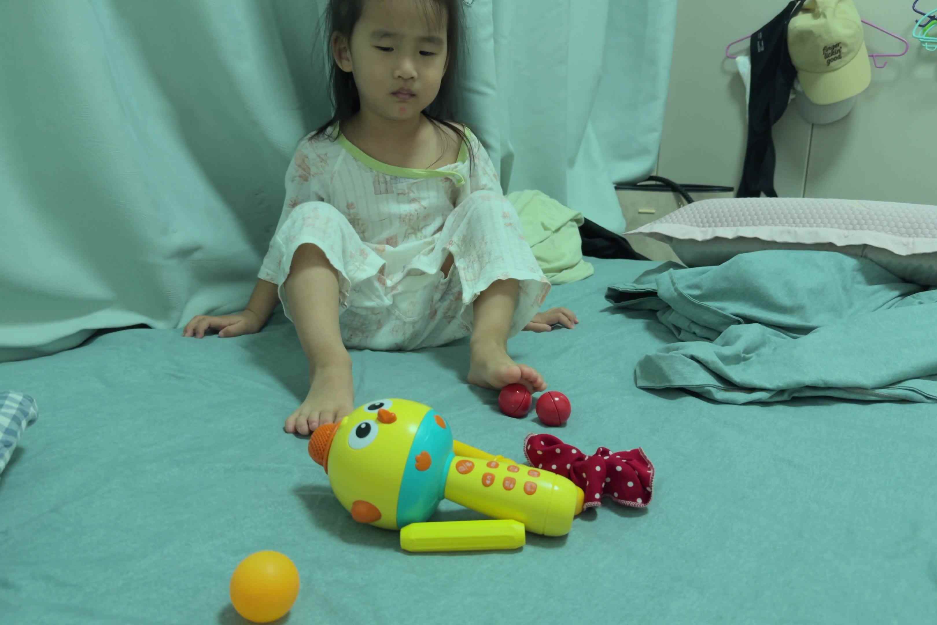 2026-9-7伍楠芯-认识红黄颜色